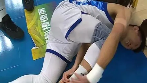 穆西亚拉：前半场发挥出色，期待下半场持续高水平表现